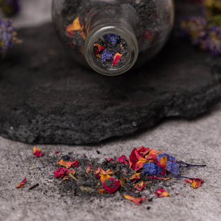 NOIR Soak | Milk Bath (250gm), 100% Vegan - Maris Sal, English Lavender, Coconut Fruit Powder