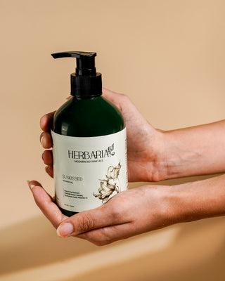 Sunkissed | Shower Gel (400ml), 100%Vegan - Peach Fruit Extract, Daffodil Flower Extract,Hyaluronic Acid & Vitamin-C